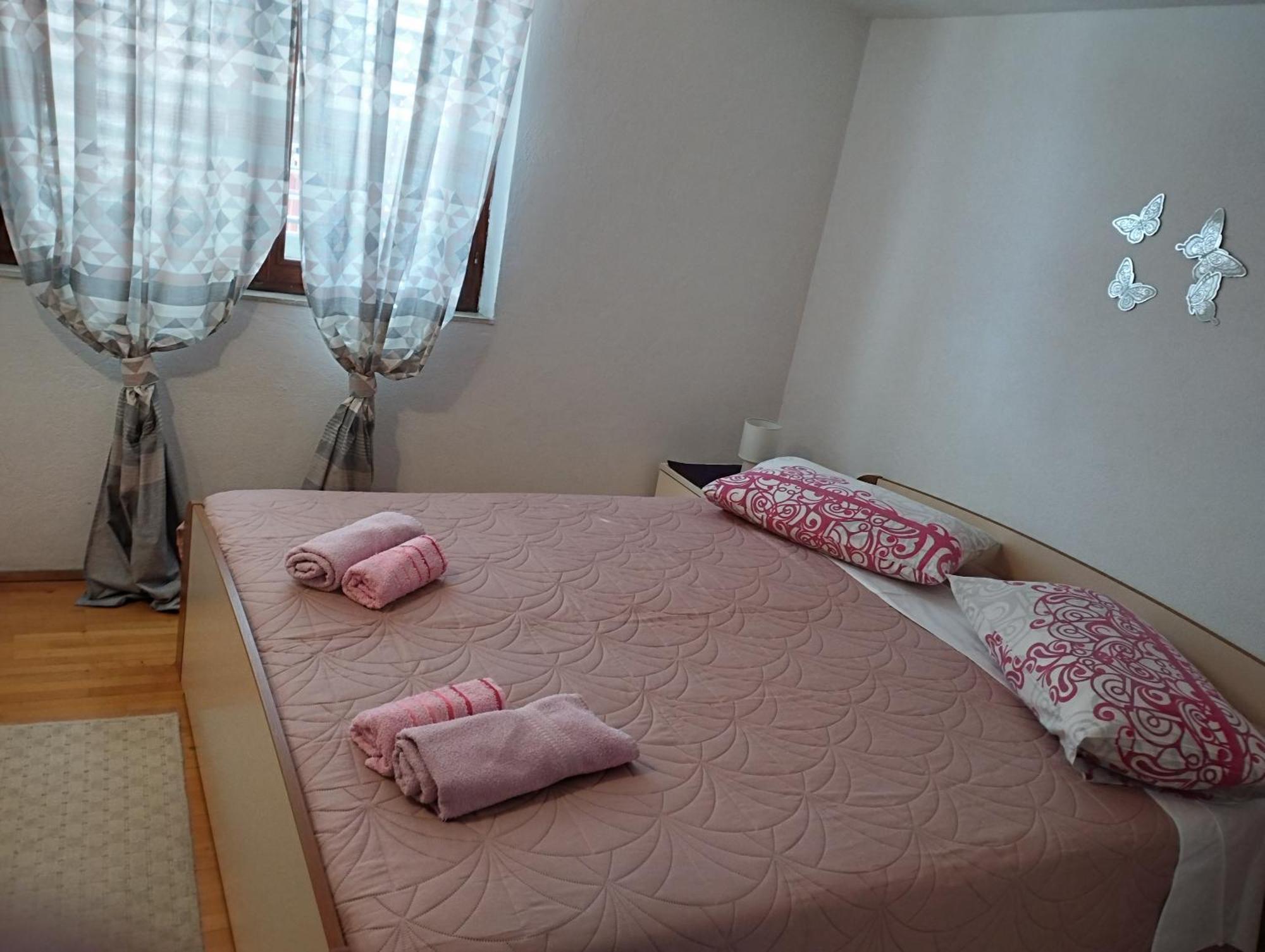 Guest House Gracijana Makarska Exterior photo